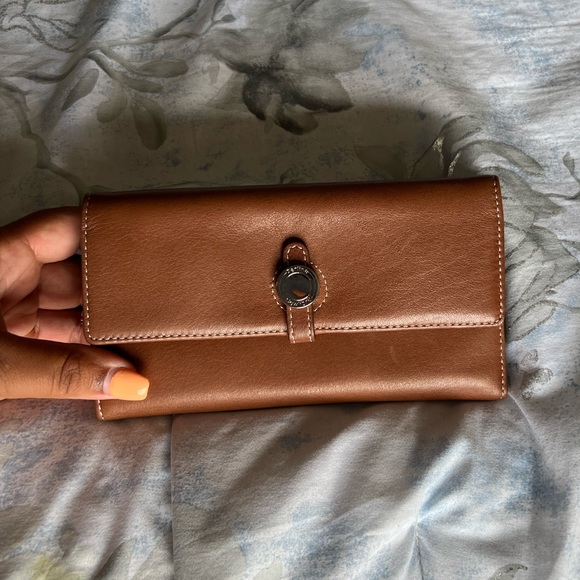 Perlina Bags Perlina New York Trifold Wallet Poshmark